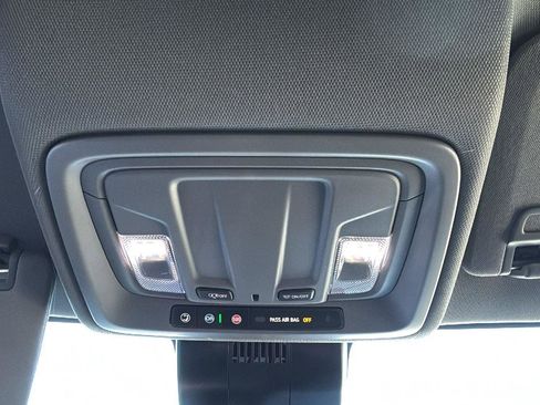 New 2026 GMC Sierra 1500 Elevation image 18