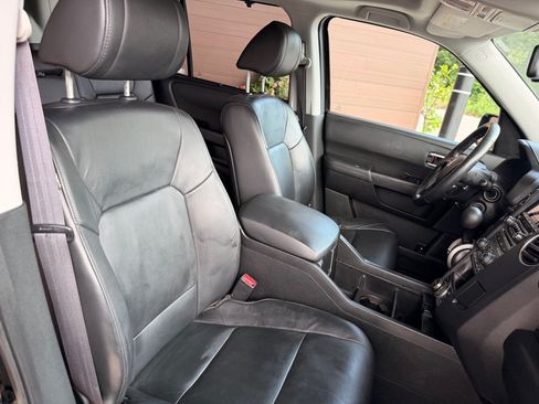 Used 2015 Honda Pilot Touring image 19