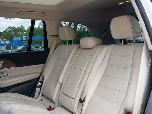 Used 2020 Mercedes-Benz GLS 450 4MATIC image 49