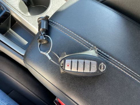 Used 2025 Nissan Altima 2.5 SV image 24