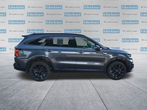 Used 2023 Kia Sorento SX AWD/4WD image 4