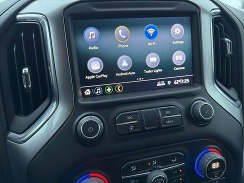 Used 2022 Chevrolet Silverado 1500 LT image 14