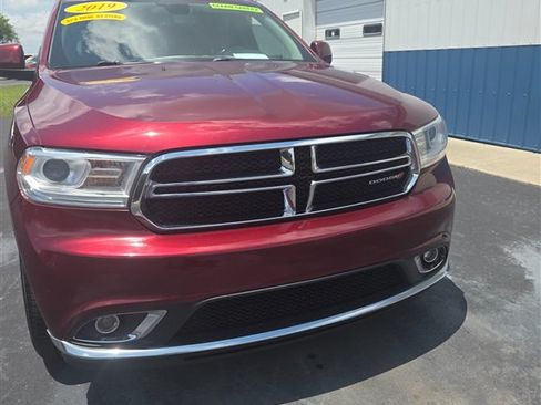 Used 2019 Dodge Durango SXT w/ 3rd Row Seating Group RWD image 2