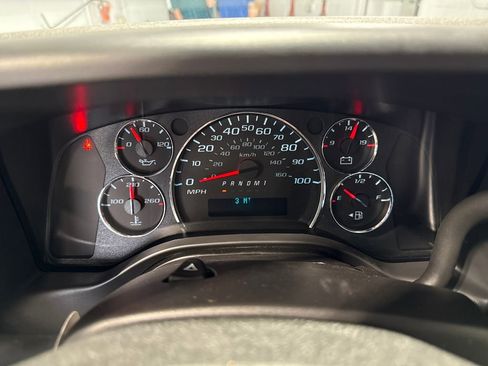 New 2025 Chevrolet Express 3500 Extended w/ Driver Convenience Package RWD image 7