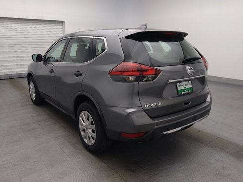 Used 2018 Nissan Rogue S AWD/4WD image 5