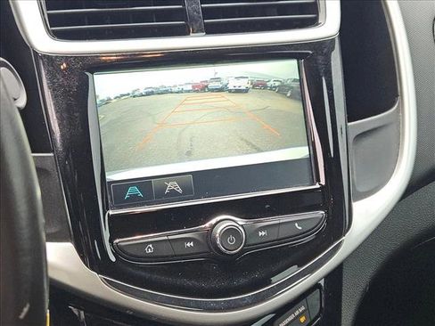 Used 2017 Chevrolet Sonic LT w/ Convenience Package image 14