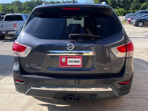 Used 2014 Nissan Pathfinder SL w/ SL Premium Package FWD image 5