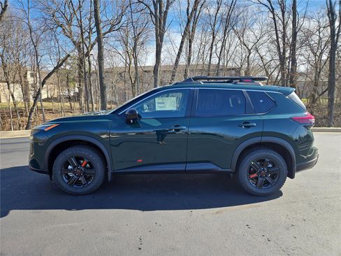 New 2026 Nissan Rogue SV AWD/4WD image 5