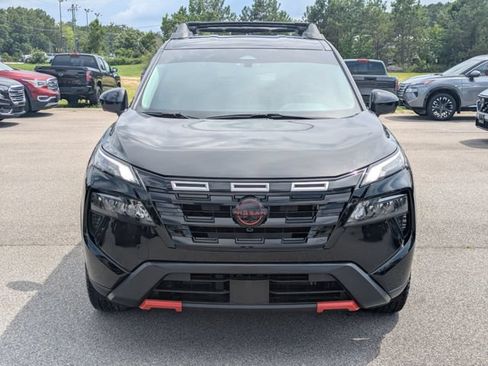 Used 2025 Nissan Rogue SV AWD/4WD image 8