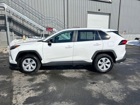 Used 2025 Toyota RAV4 LE image 7