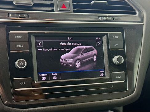 Used 2018 Volkswagen Tiguan S FWD image 14