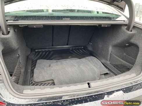 Used 2020 BMW 330i xDrive 330i xDrive w/ M Sport Package image 9