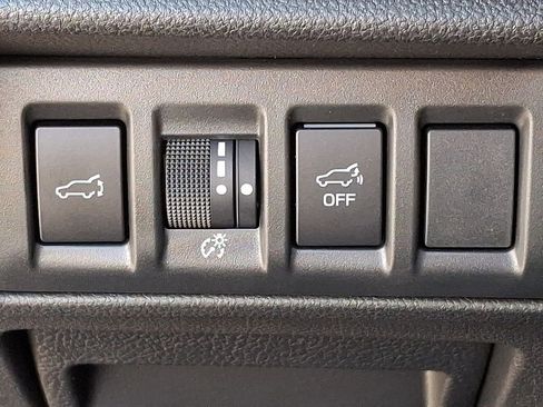 Used 2025 Subaru Outback Onyx Edition XT image 25