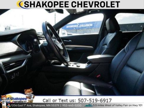 Used 2020 Cadillac XT4 Premium Luxury image 8