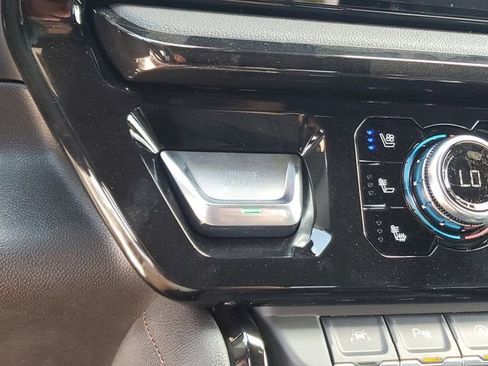 New 2026 GMC Sierra 1500 AT4 w/ AT4 Premium Package AWD/4WD image 25