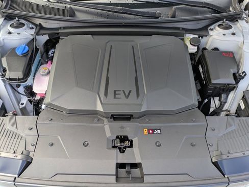 New 2026 Hyundai Ioniq 5 Limited RWD image 22