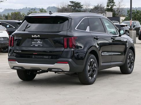 New 2026 Kia Sorento S FWD image 3