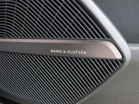 Used 2018 Audi Q5 2.0T Premium Plus w/ Premium Plus Package image 34