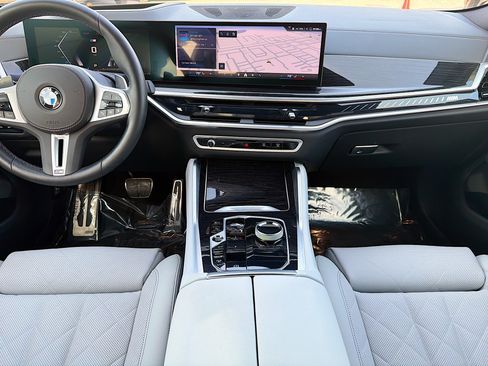 Used 2025 BMW X6 M60i image 19