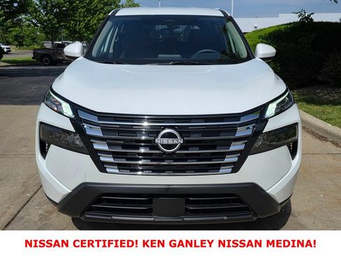 Certified 2026 Nissan Rogue SV AWD/4WD image 8