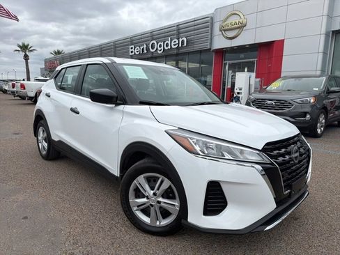 Certified 2023 Nissan Kicks S image 1