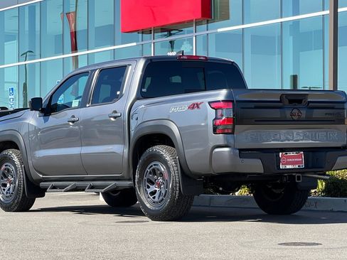 New 2026 Nissan Frontier PRO-4X w/ Pro-4x Convenience Package image 6