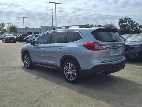 Used 2022 Subaru Ascent Touring image 2