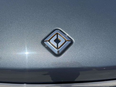 Used 2025 Rivian R1S Adventure AWD/4WD image 12