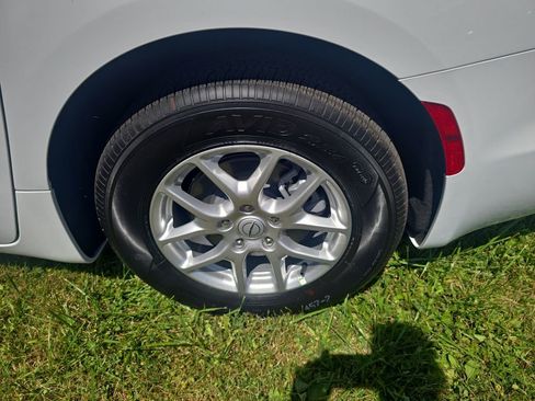 New 2025 Chrysler Voyager LX FWD image 28