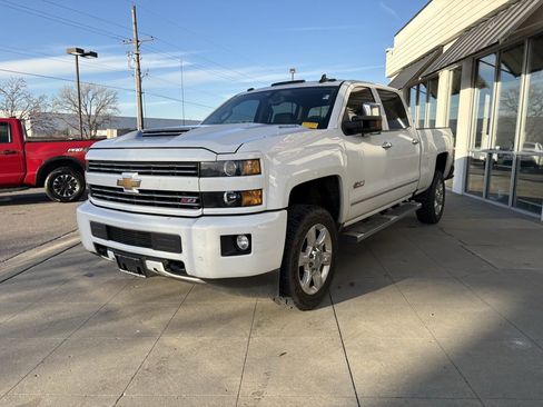Used 2018 Chevrolet Silverado 2500 LTZ w/ Duramax Plus Package image 5