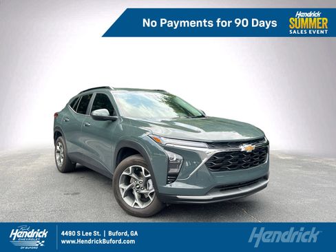 Used 2025 Chevrolet Trax LT w/ Driver Confidence Package FWD image 1