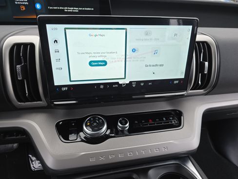 New 2025 Ford Expedition Active image 22