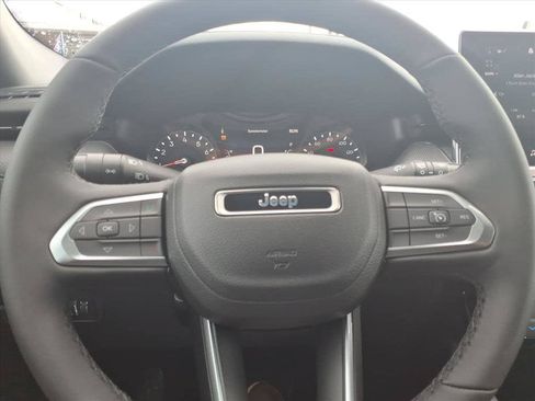 New 2026 Jeep Compass Latitude AWD/4WD image 21