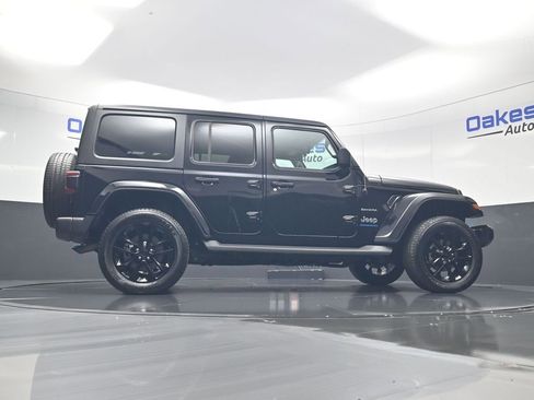 Used 2023 Jeep Wrangler Unlimited Sahara w/ Cold Weather Group AWD/4WD image 46