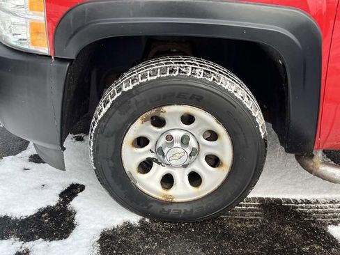 Used 2011 Chevrolet Silverado 1500 W/T image 10