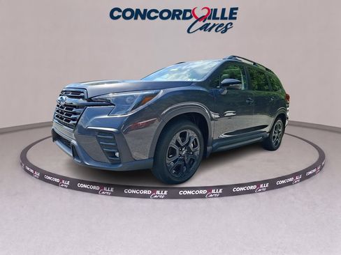 Used 2023 Subaru Ascent Onyx Edition AWD/4WD image 4