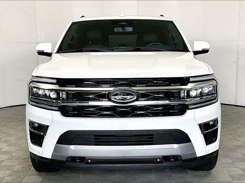 Used 2022 Ford Expedition Max Limited image 3