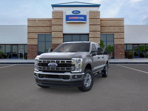 New 2026 Ford F250 XLT w/ FX4 Off-Road Package image 4