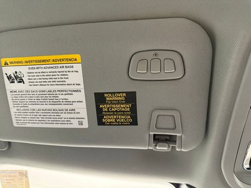 Used 2022 Lincoln Corsair AWD w/ Equipment Group 101A image 40