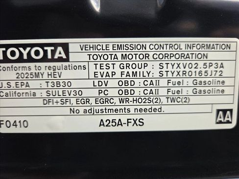 Used 2025 Toyota Camry SE FWD image 22