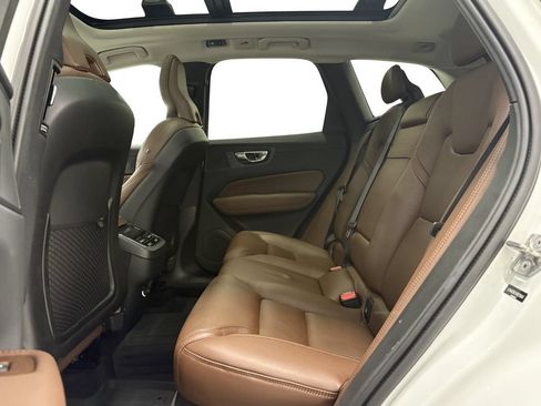 Used 2019 Volvo XC60 T6 Inscription w/ Protection Package Premier AWD/4WD image 12