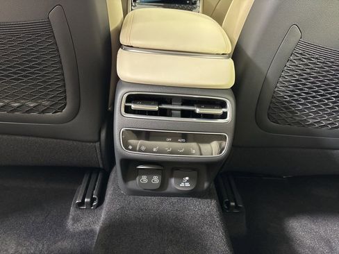 New 2026 Genesis GV70 3.5T Sport Prestige AWD/4WD image 23