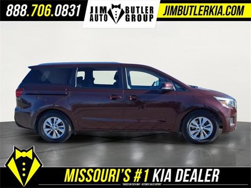 Used 2017 Kia Sedona LX w/ LX Essentials Premium Package image 34