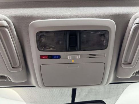 Used 2016 Subaru Forester 2.5i Limited image 25