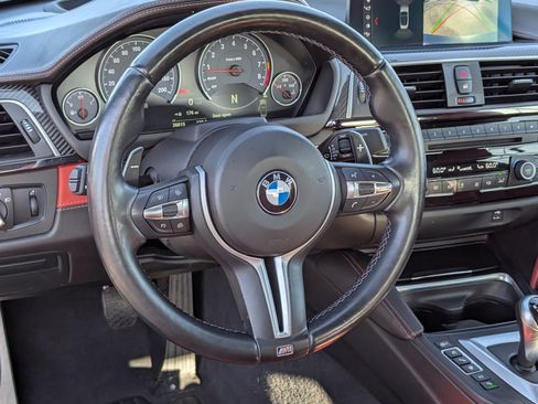 Used 2019 BMW M4 Convertible w/ Competition Package image 12