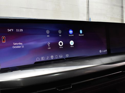 New 2025 Cadillac Escalade Premium Luxury w/ LPO, Floor Liner Package image 9