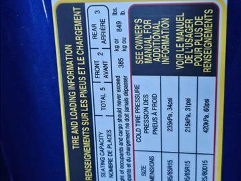 Used 2025 Hyundai Elantra SE image 15