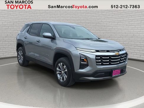 Used 2025 Chevrolet Equinox LT FWD image 3
