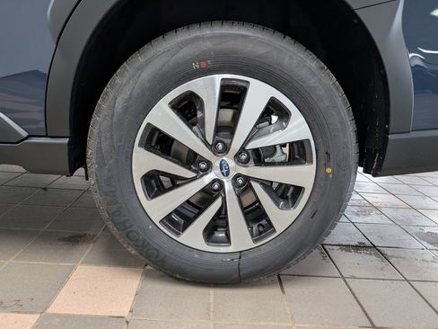 New 2025 Subaru Outback Premium image 33