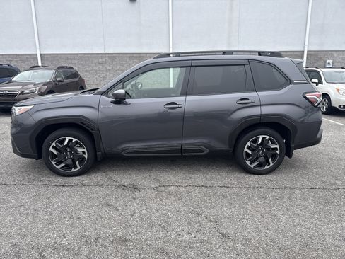 Used 2025 Subaru Forester Limited image 4